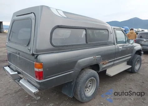 1986 Toyota Pickup Rn64 Dlx из США, поврежденный, VIN JT4RN64P0G0004188